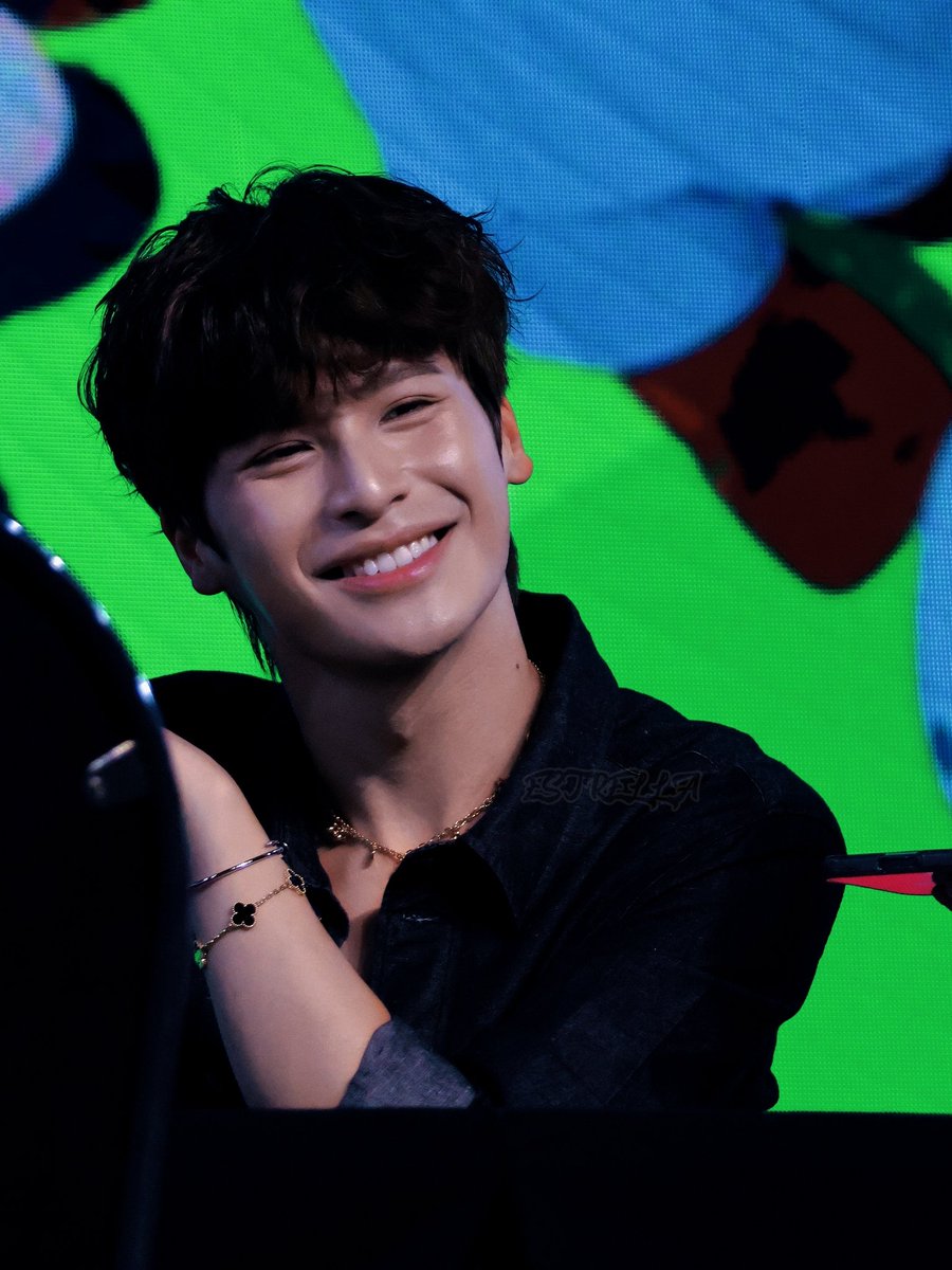 ESTRELLA tweet media