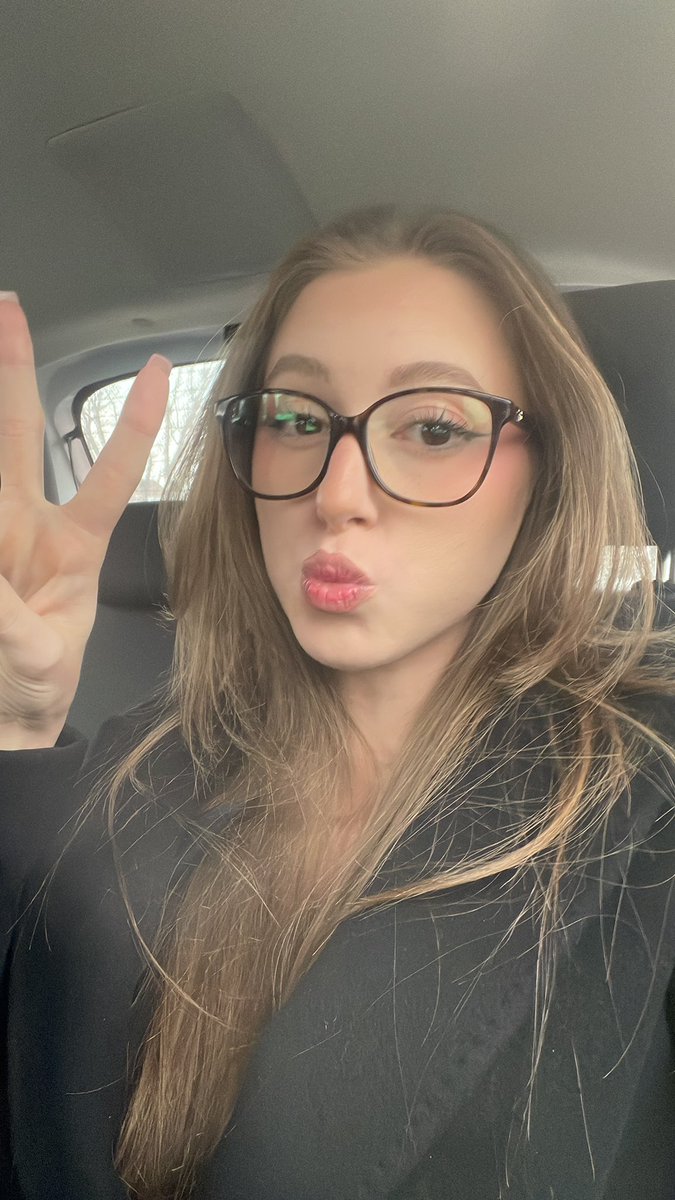 juls 𓂃 ࣪˖ ִֶָ🐇་༘࿐ ⊙⊝⊜ will see bts tweet media