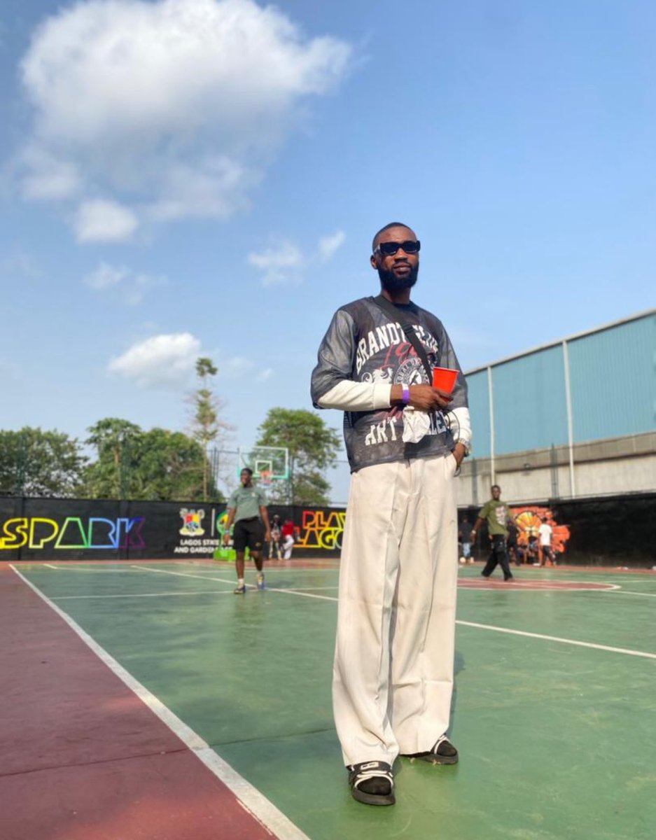 Savageworld080's tweet photo. They don’t dislike 👎 you because you did something wrong 😑. They dislike 👎 you because you see them for who they are. You see the manipulation, the lies, the way they twist the truth, and the way they play the victim.

2026 first picnic 🧺 @Yamal19Official https://t.co/x0RTIyCUxi