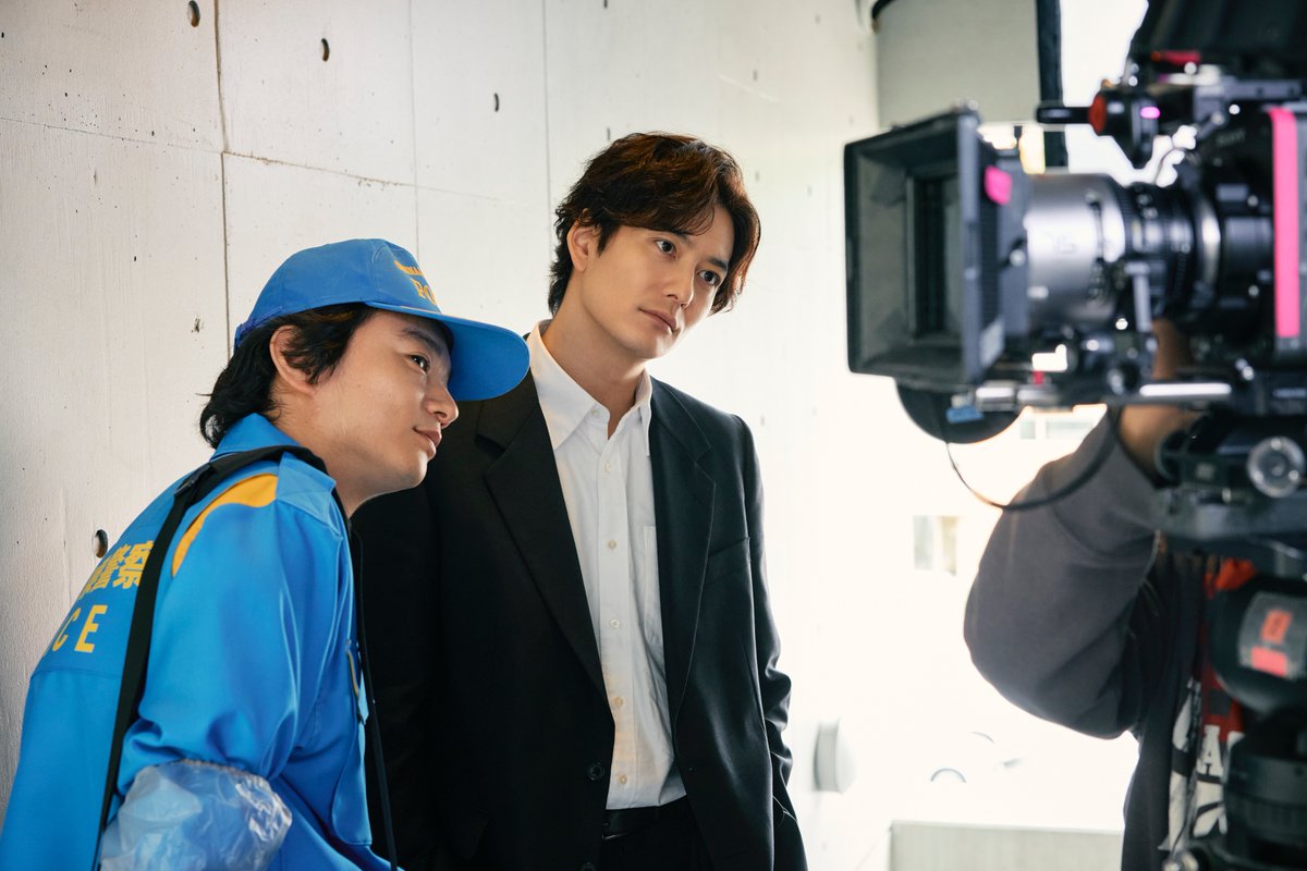 何かを見つめる田鎖兄弟...💭
真と稔、二人の関係性にもご注目ください👀⭒

#岡田将生 #染谷将太

𝟒月𝟏𝟕日(金)よる𝟏𝟎時𝑺𝑻𝑨𝑹𝑻
『#田鎖ブラザーズ』