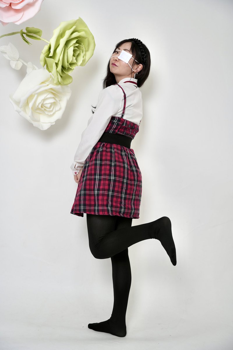 atelier_Mew_cat's tweet photo. 1月下旬
ワケあって左目を人目に晒せない時期にポトレ会があり笑
人生初、眼帯を着用しまして…！
(休むという選択肢はない笑)

せっかくなら厨二っぽい遊び心のあるお写真をと撮っていただいたものたちです❤︎笑
アートな仕上がりにしていただいているものもあり満足です！
ありがとうございました🥀 https://t.co/esygfGJVnG