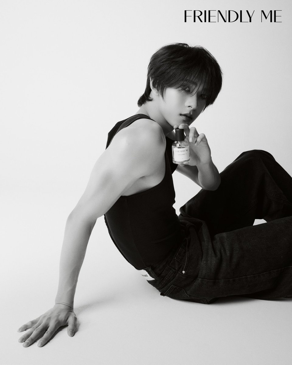 Hello Asian tweet media