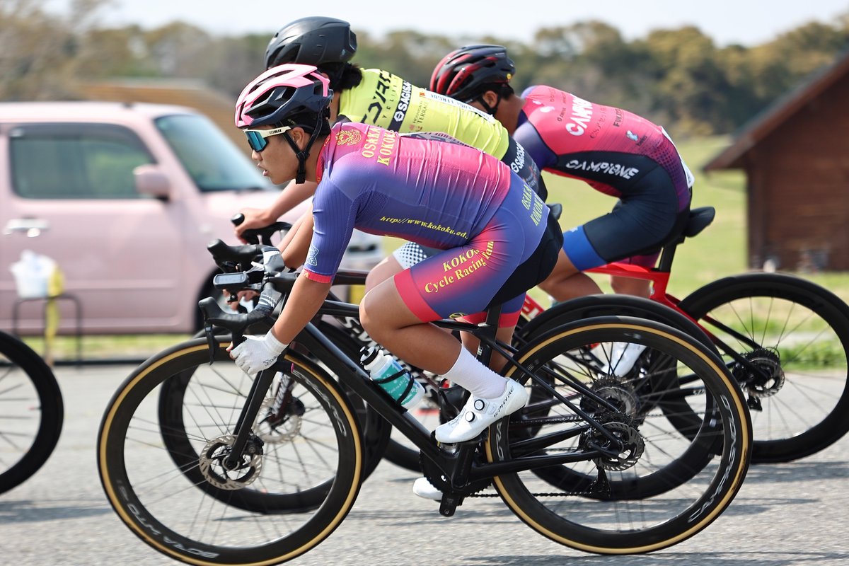 あきひこ tweet media