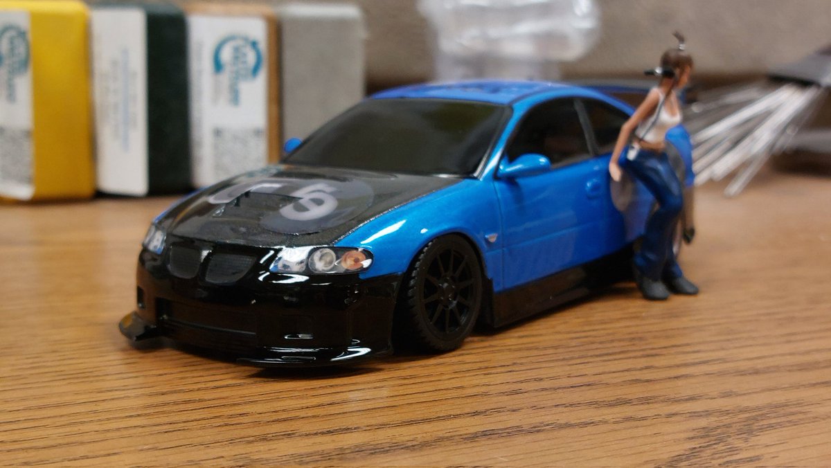 PrintedLeander tweet media