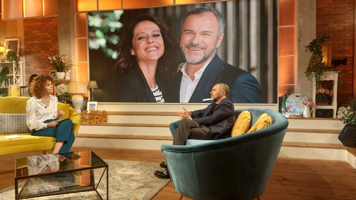 TV2000it's tweet image. Arte, talento e ricerca del proprio benessere. Questa è @orasolaretv2000 di oggi #7aprile. Appuntamento alle 12.20 su #TV2000 con:

🔸Massimiliano Gallo, attore e regista 
🔸 @elianaliotta, giornalista