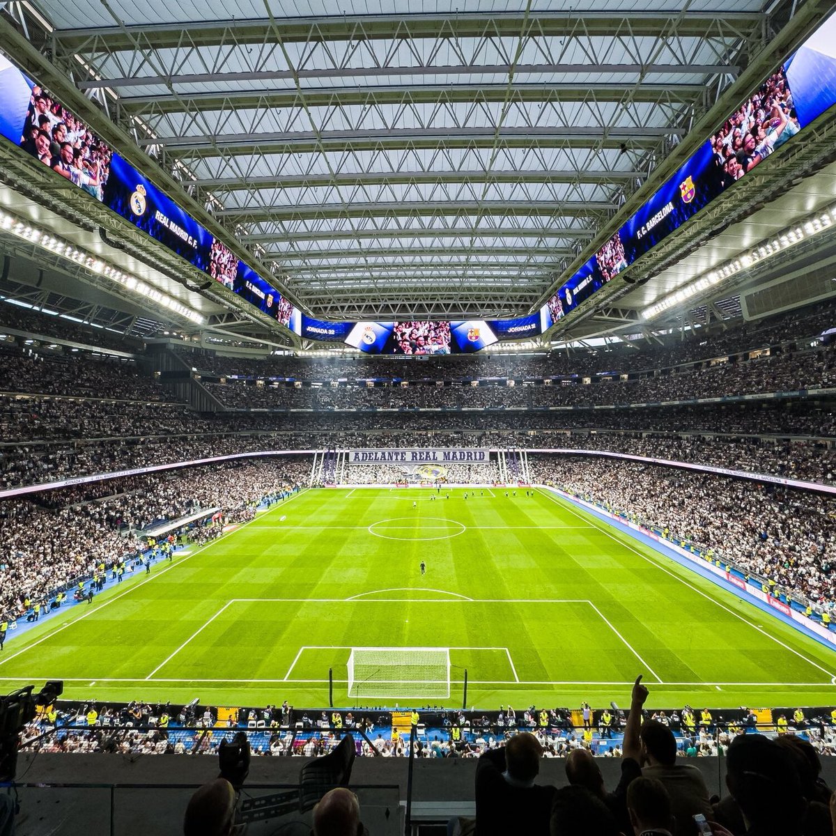 ᴍᴀɴᴜ. tweet media