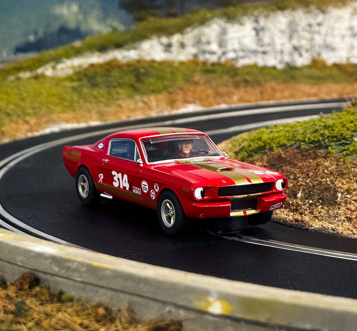 Scalextric's tweet image. Now available ❗

The Shelby GT350H returns in its striking red and gold livery.

Part of the legendary “Rent-a-Racer” programme, this Mustang gave drivers a real taste of Shelby performance in the 1960s.

Get yours here 👉 bit.ly/3Oi144q