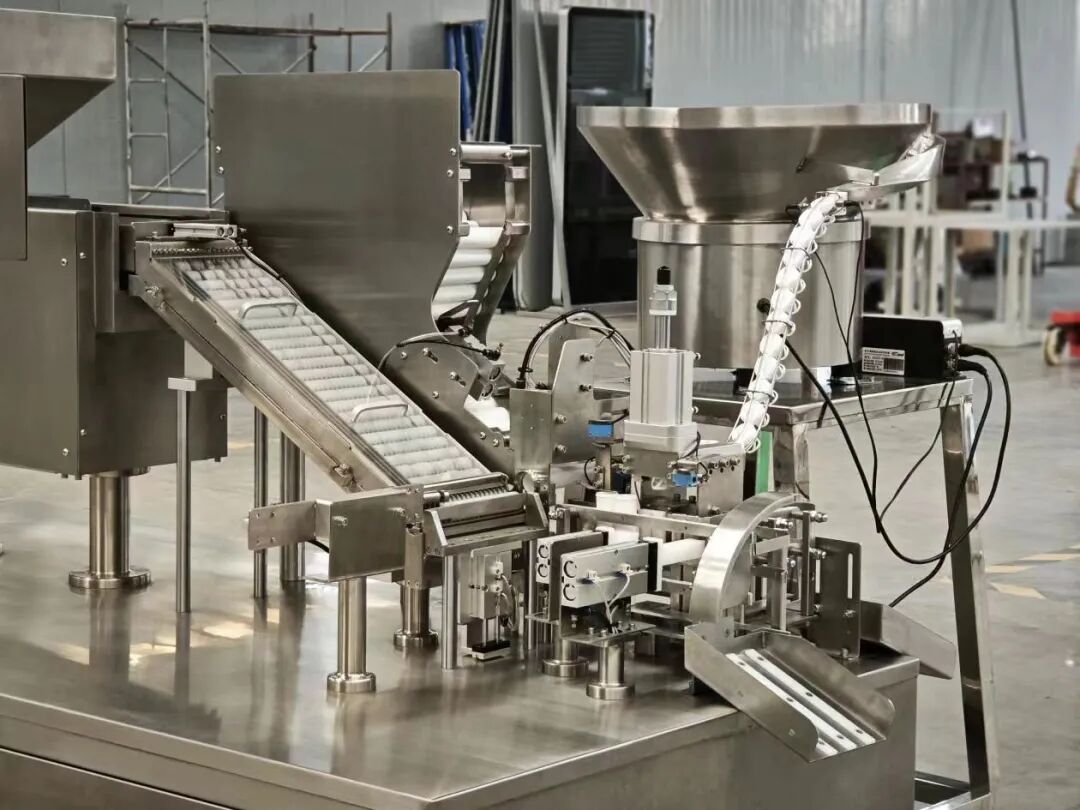 InZunyi's tweet image. #Zunyi intelligent manufacturing is going global!

A full pharmaceutical solid packaging production line independently developed by a Zunyi enterprise has completed testing and is ready for export to the Netherlands. #ZunyiIndustries