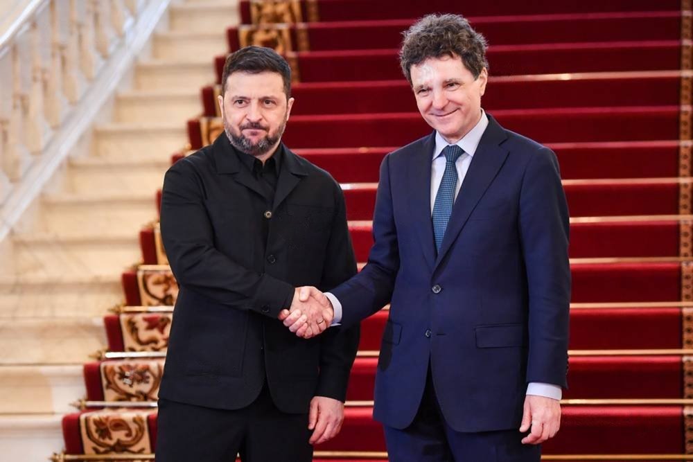 Daily Romania tweet media