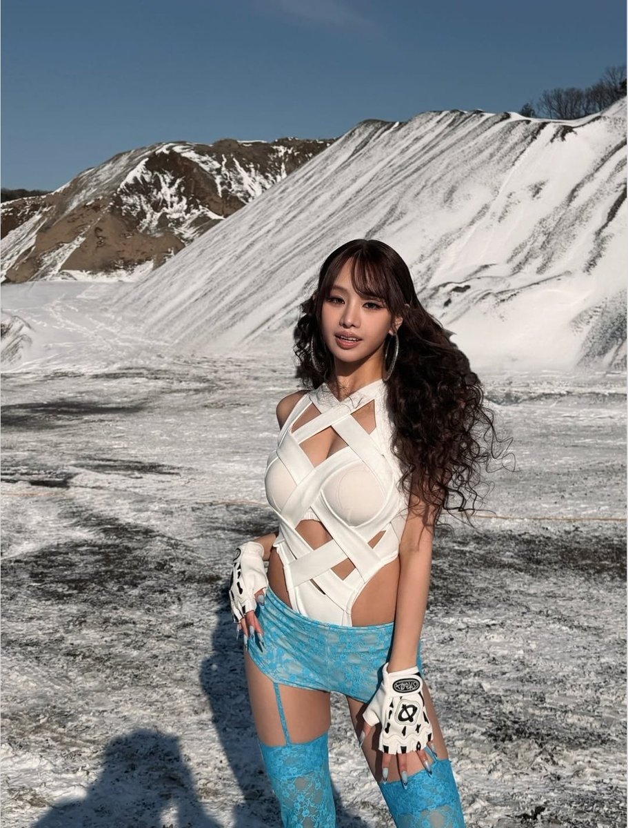 kissym0a's tweet image. NATTTTTTTYYY 🥵 🥵 🥵 🥵 🥵 🥵 🥵 🥵 🥵 🥵 🥵 🥵 🥵 🥵 🥵 🥵 🥵 🥵 🥵 🥵 🥵 🥵 🥵 I CANT BREATHE 

#KISSOFLIFE #키스오브라이프 #KIOF #키오프
#JULIE #NATTY #BELLE #HANEUL
#쥴리 #나띠 #벨 #하늘
#Who_is_she