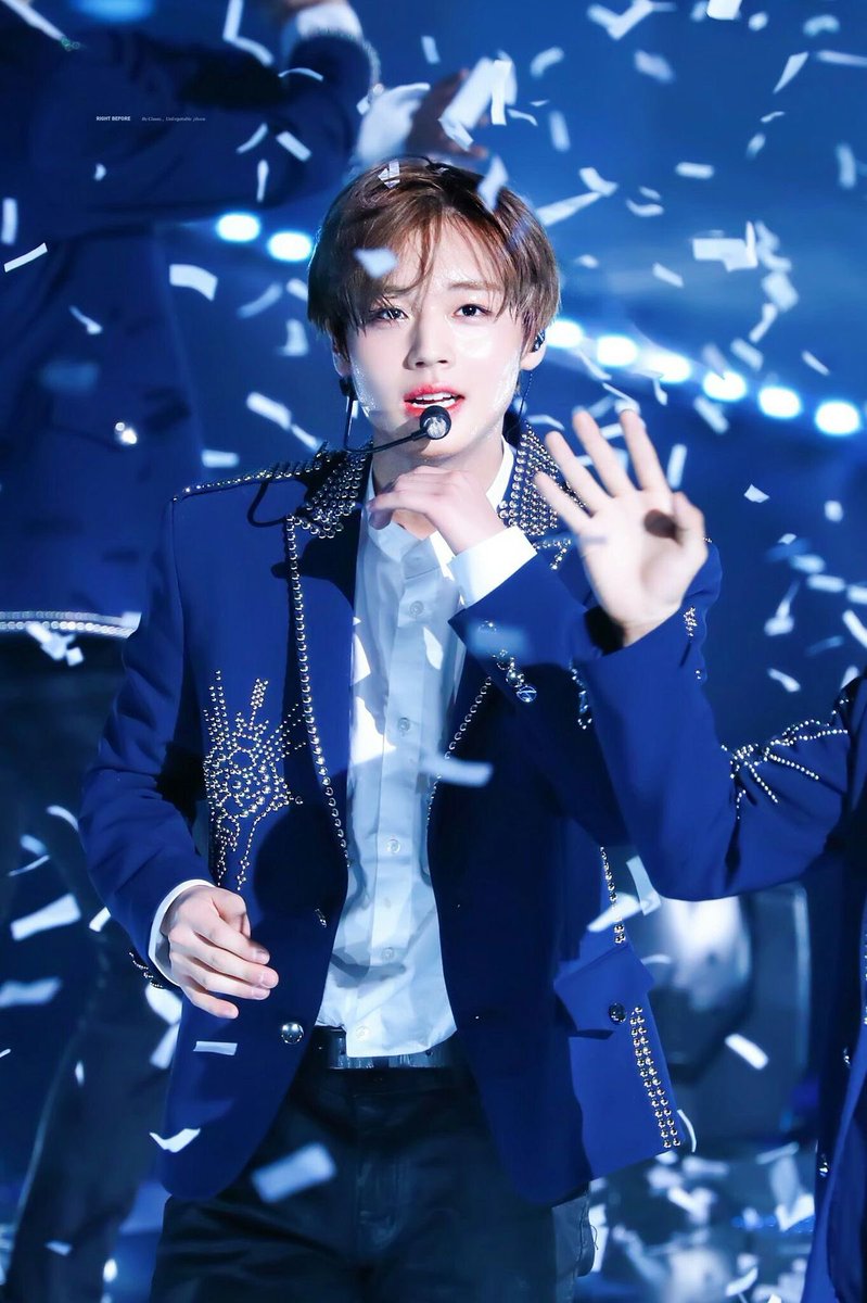 화보인데 진짜?… 개크게 절하기…