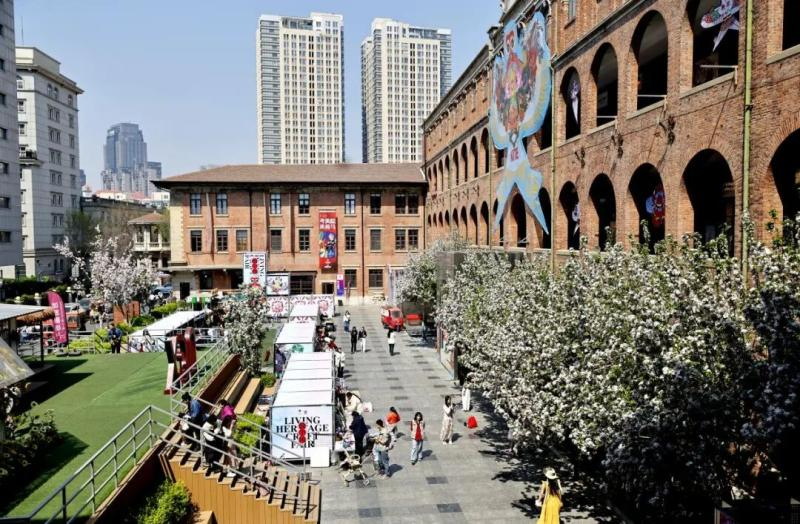 Exploring Tianjin tweet media