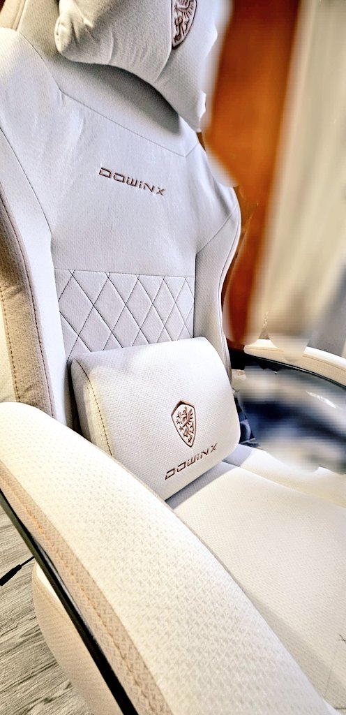 ととちむ tweet media