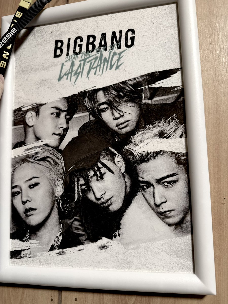 🦖🌙 tweet media