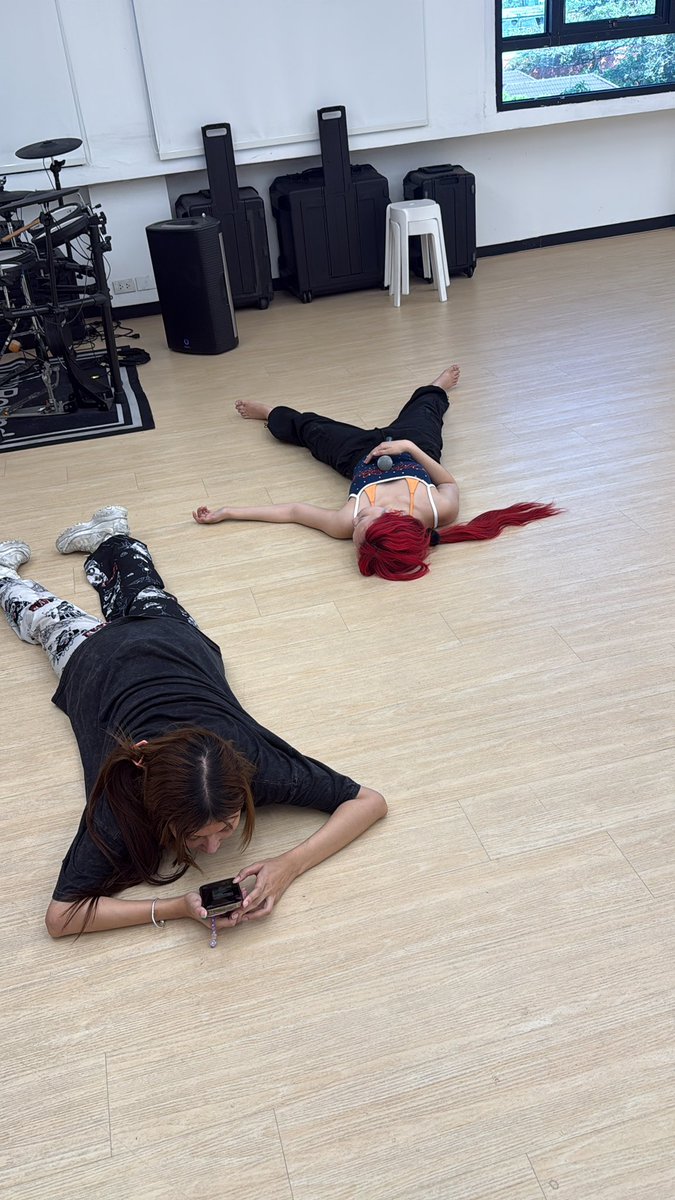 GUSCHAN ZYN tweet media