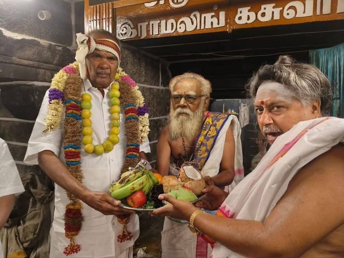 ashok777_kalam's tweet photo. ஓட்டு போடுங்க அம்மா தாயே இந்துக்கள் ஓட்டுகளை திருடும் திருடர் கூட்டம் https://t.co/i6ej802e8N