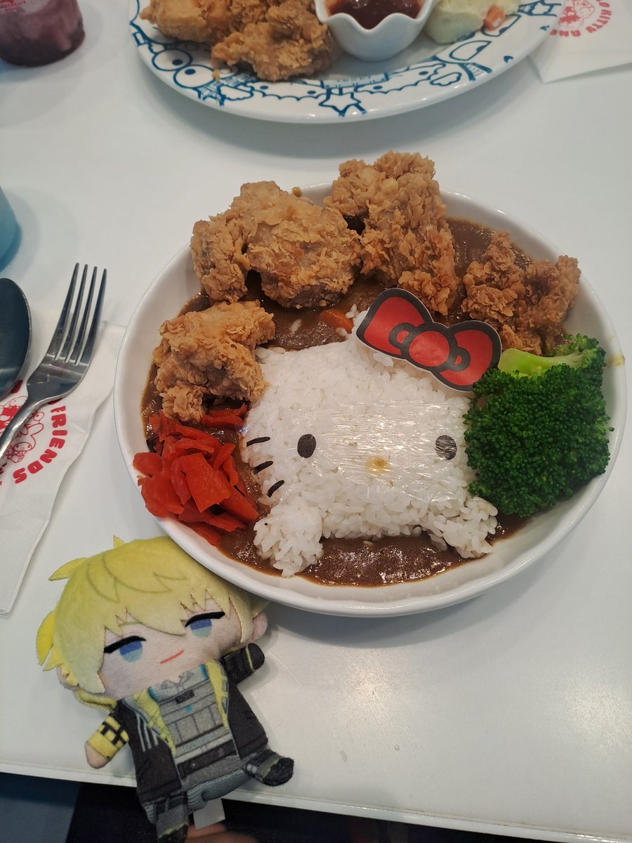 VToodles tweet media