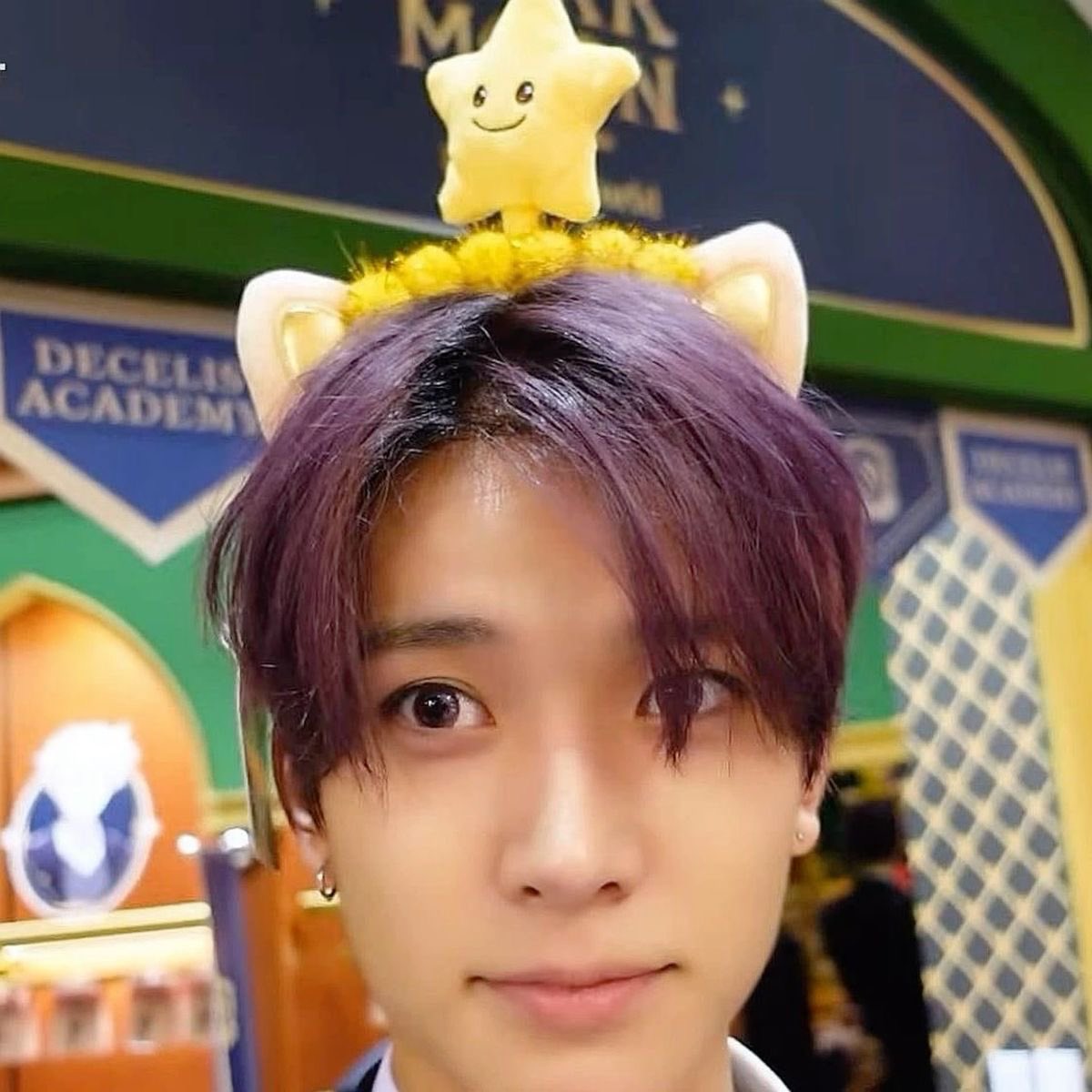 xd , n111sh | eN-7 tweet media