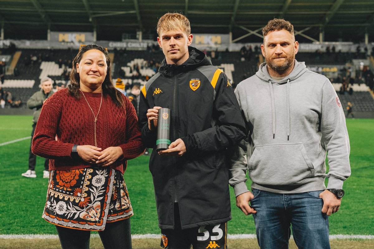 Hull City tweet media