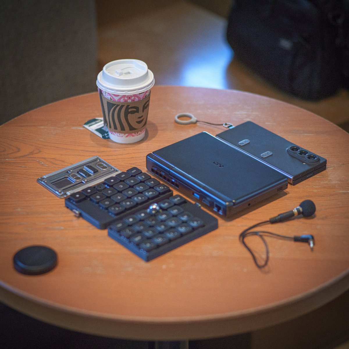 理想の書斎づくり|Fantastic workspace tweet media
