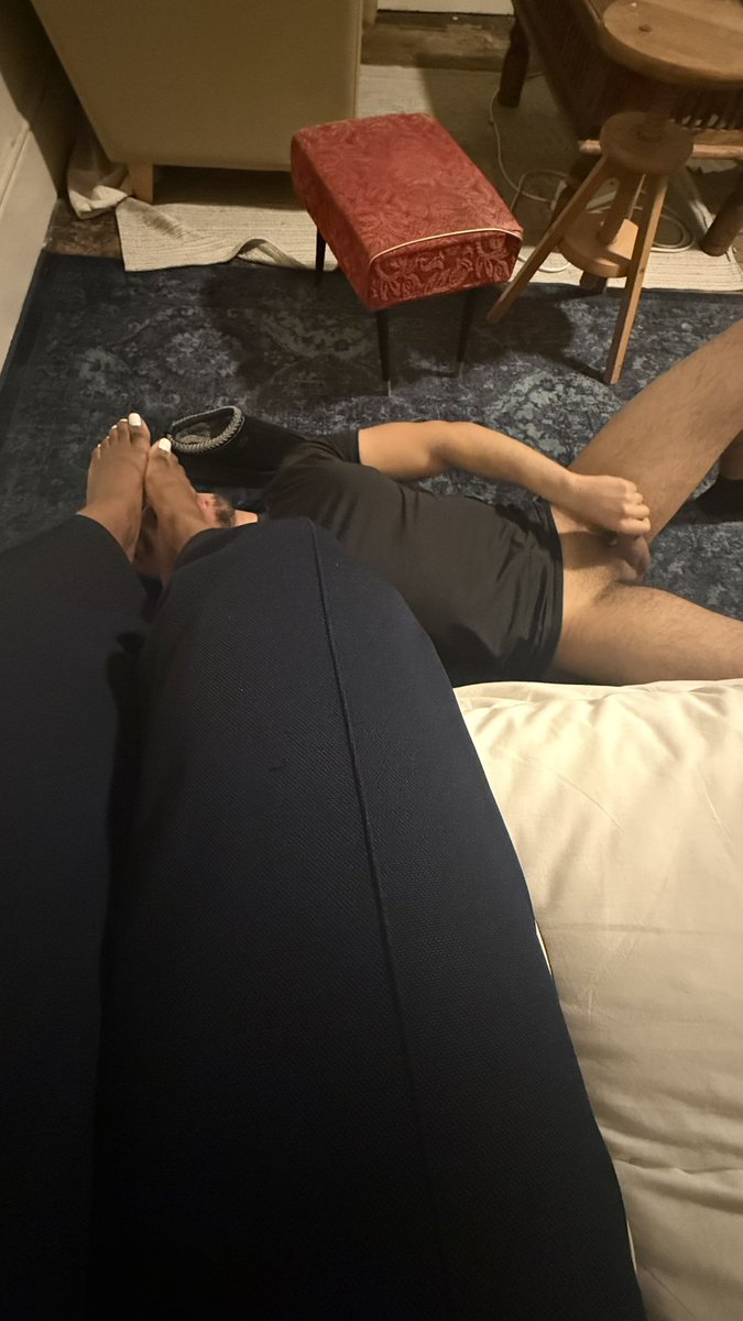 briannasworldx's tweet photo. He can’t get enough😏 https://t.co/eqTkEk6ChE