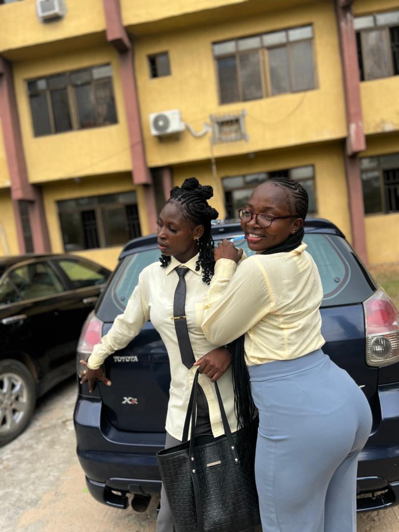 Lamide👽 tweet media