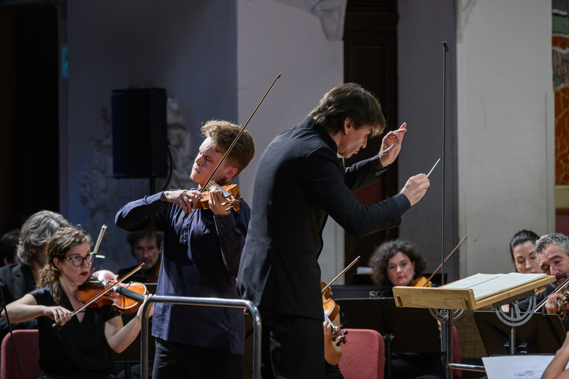 JoanManen's tweet photo. “Caprici vs sonata”, l’enlluernament i l’emoció
Jaime Naya i Daniel Blanch (@danielblanchpno)  defensaran a l’Ateneu Barcelonès un programa de contrastos.

https://t.co/bMbz65S3NX https://t.co/oXUZI6G9tx