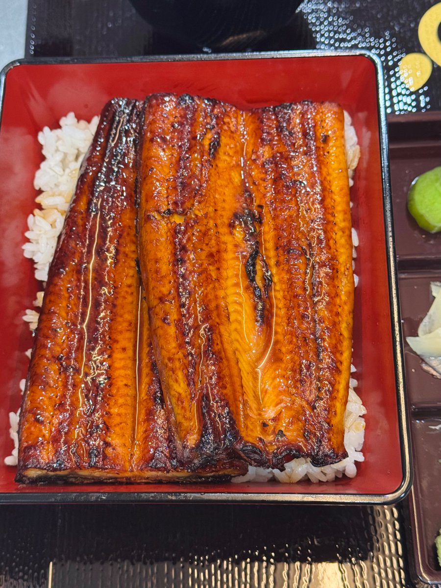 鰻の成瀬 プロンポン店 tweet media