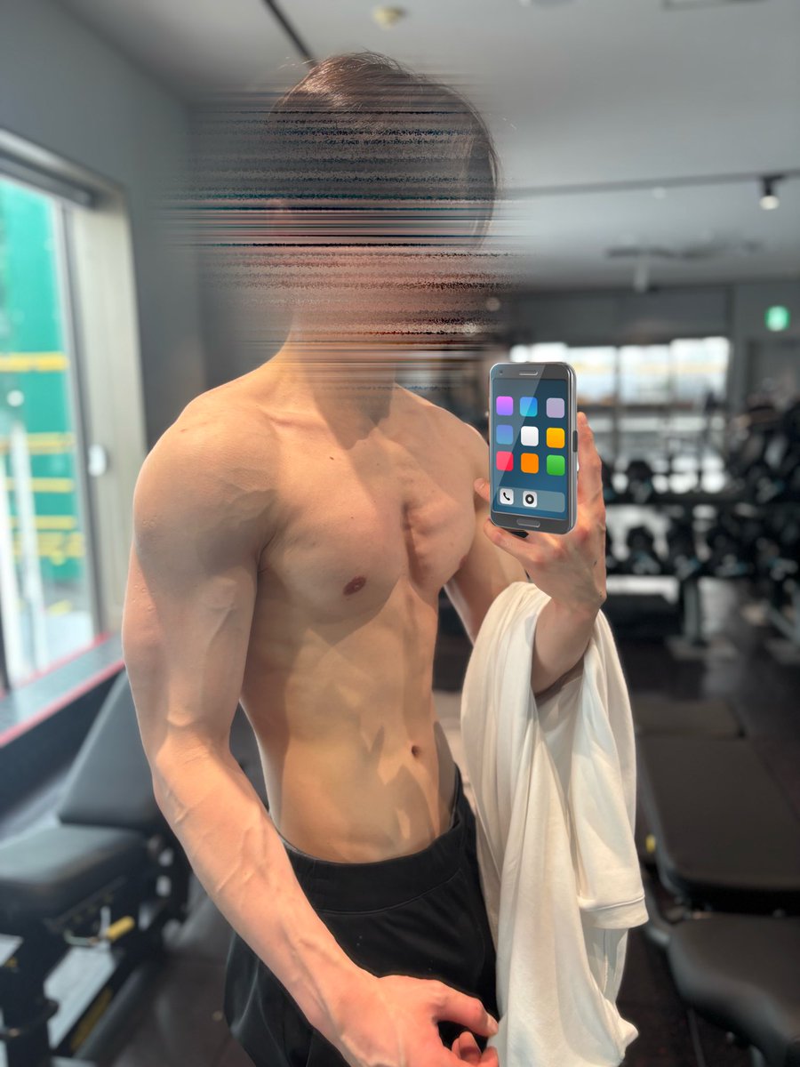 その辺にいる会社員@筋トレ垢 tweet media