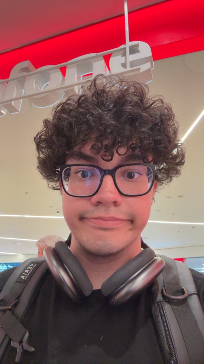 zaglupitnas tweet media