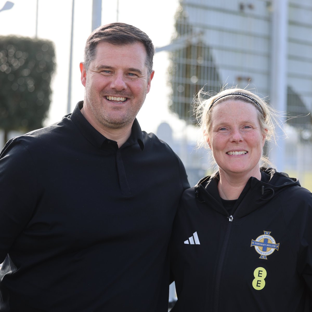 NorthernIreland's tweet photo. Michael McArdle joined our WU19s at training ahead of round 2 of the Euro qualifiers 🙌 Committed to supporting the pathway and backing the next generation 💚🤍 #GAWA #TogetherWeThrive https://t.co/nJIY31mN71