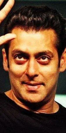 सलमान भाई ने सौरभ द्विवेदी की औकात बता दिये। 

<a href="/AnilYadavmedia1/">ANIL</a> <a href="/BeingSalmanKhan/">Salman Khan</a> <a href="/rajpalofficial/">Rajpal Naurang Yadav</a>
