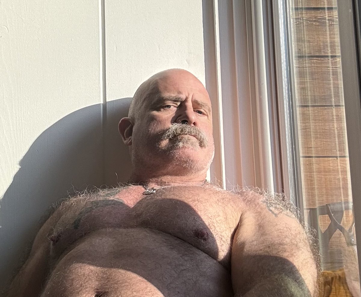 MikeDozer tweet media