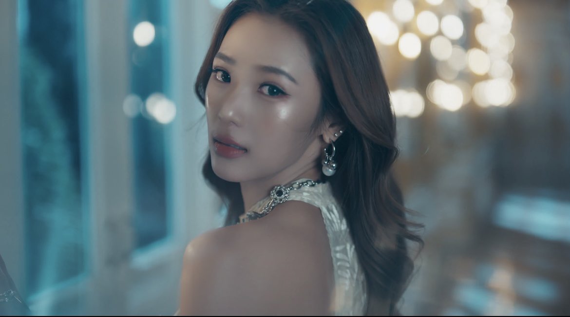 JANE.STELLA tweet media