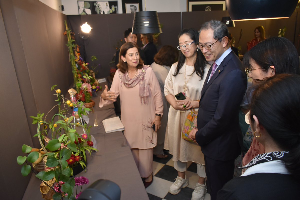 JapaninPak tweet picture