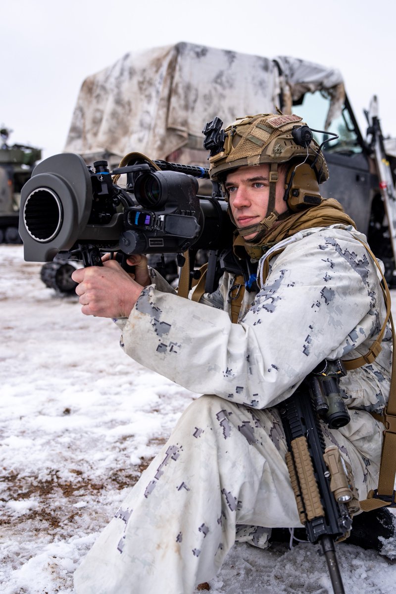 jmscaronte's tweet image. US Marines during Exercise Cold Response 26.
#UsMarines #Marines #Usnavy