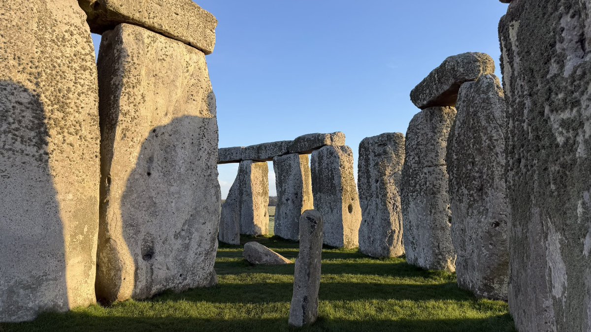 Stonehenge U.K tweet media