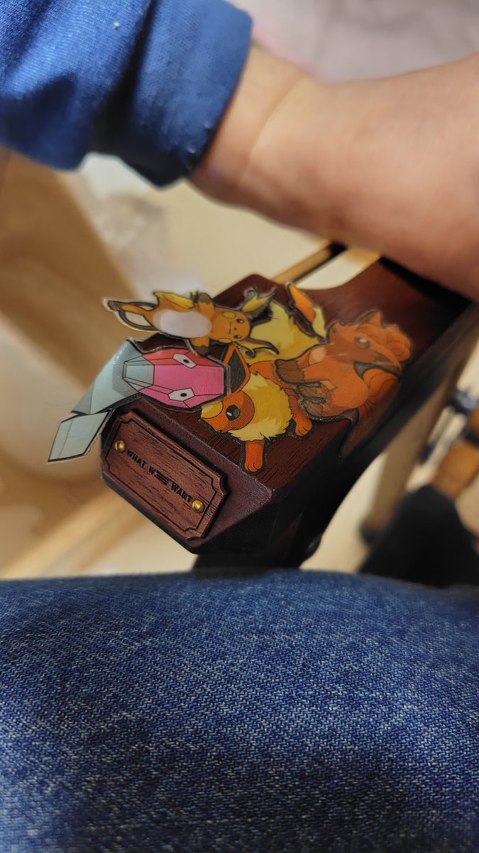 うらさん❎足クロス教 tweet media