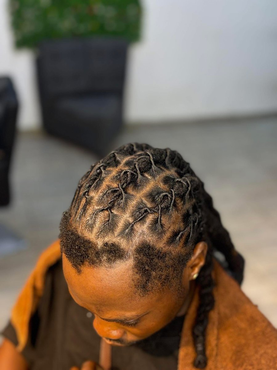 SharonLocs's tweet image. The Transformation is real,Trust the process, love the result #dreadlocks #locstyle #menwithlocs #naturalhaircommunity #healthyloc