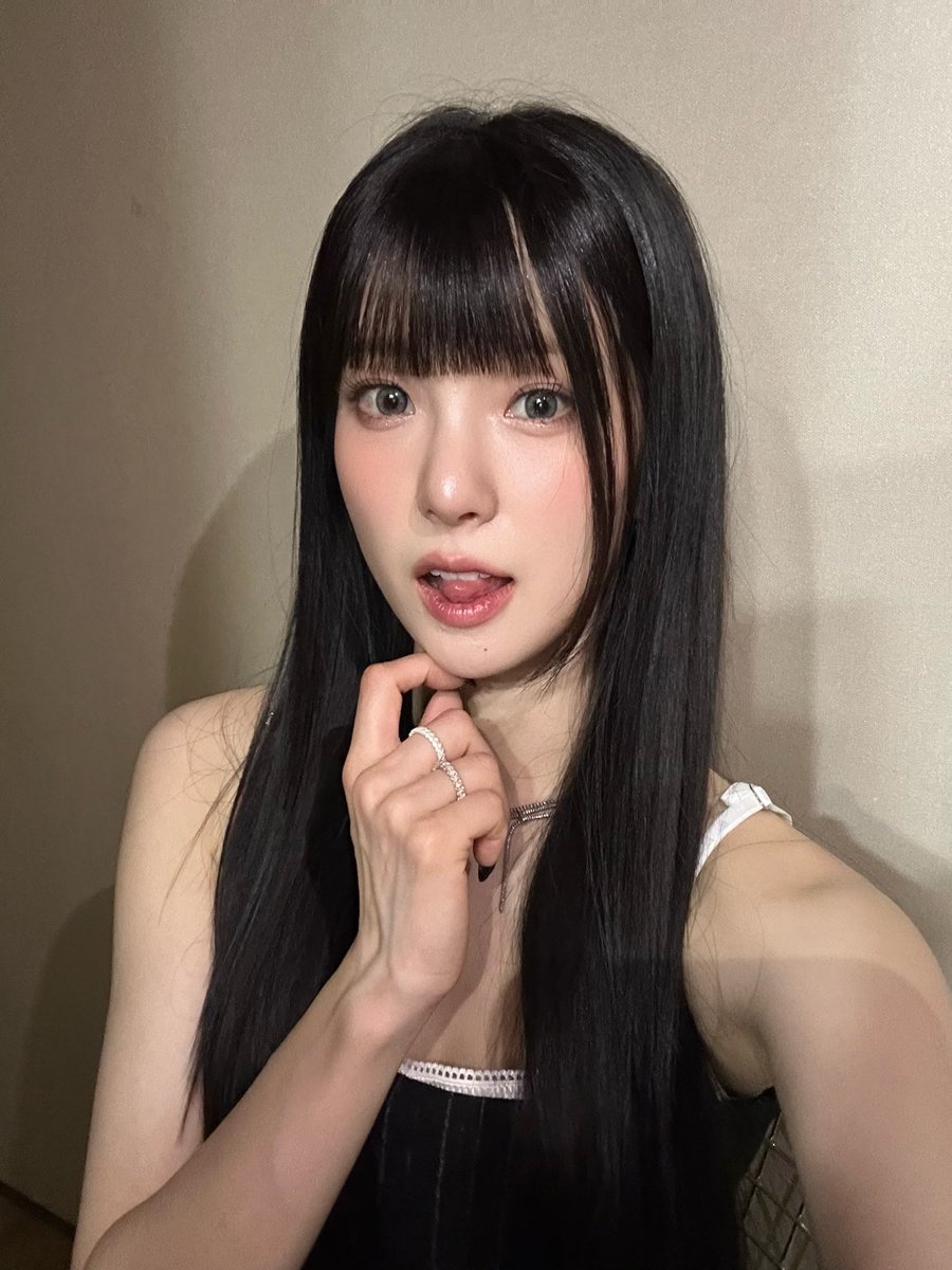 Yujinmode tweet media