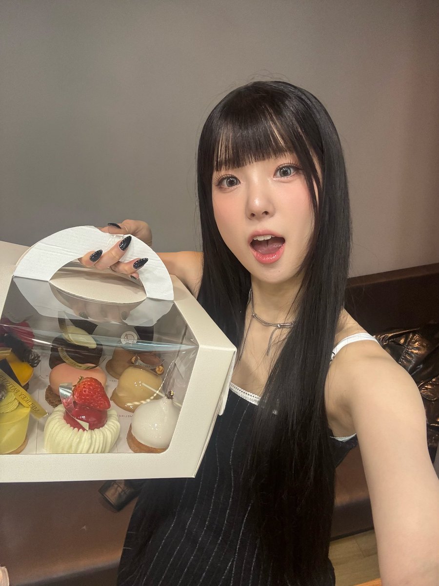 Yujinmode tweet media