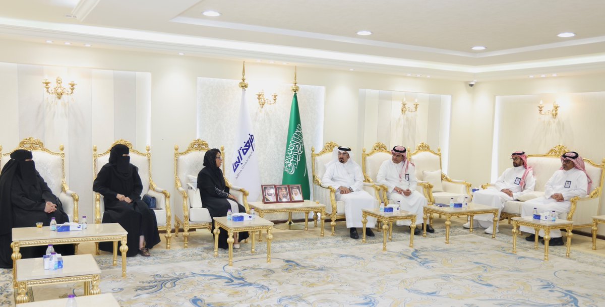 غــرفــة أبــهــا tweet media