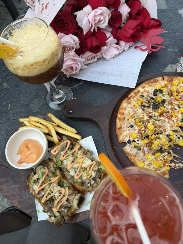 Kashish.hl🍒 tweet media