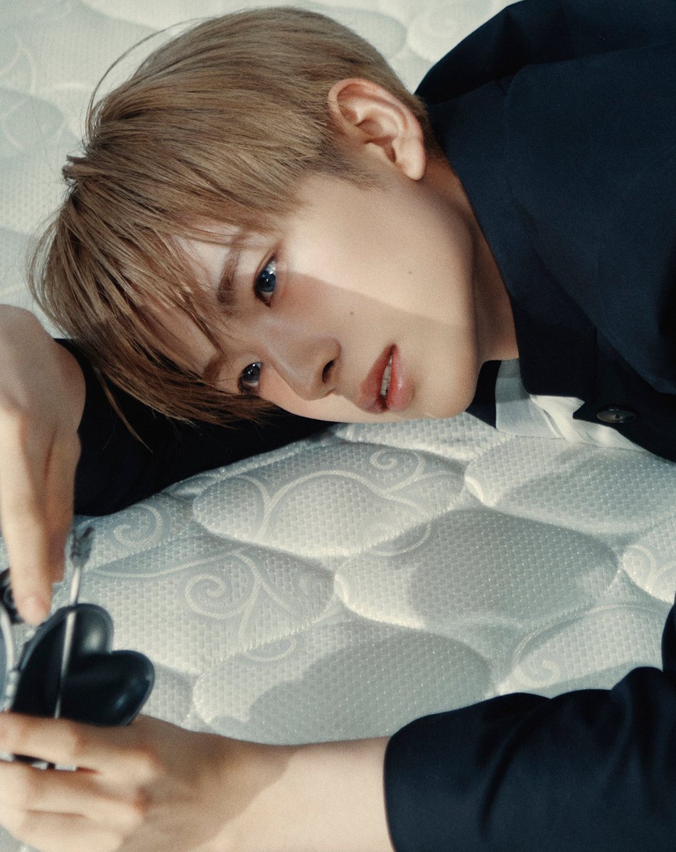 ju. - ⩊ - tweet media