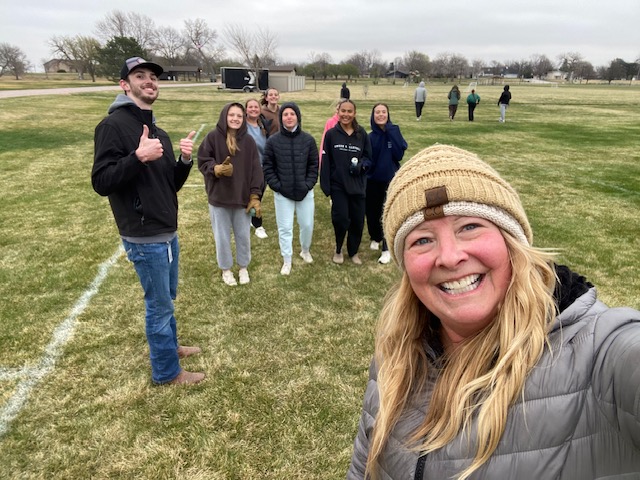 SethRyker's tweet photo. Mrs. Scherer and Mr. Rosfeld braved the elements with their Swede Foundations teams, completing projects at Lake Helen today! @GBurgSwedes https://t.co/KE0d73lyWV