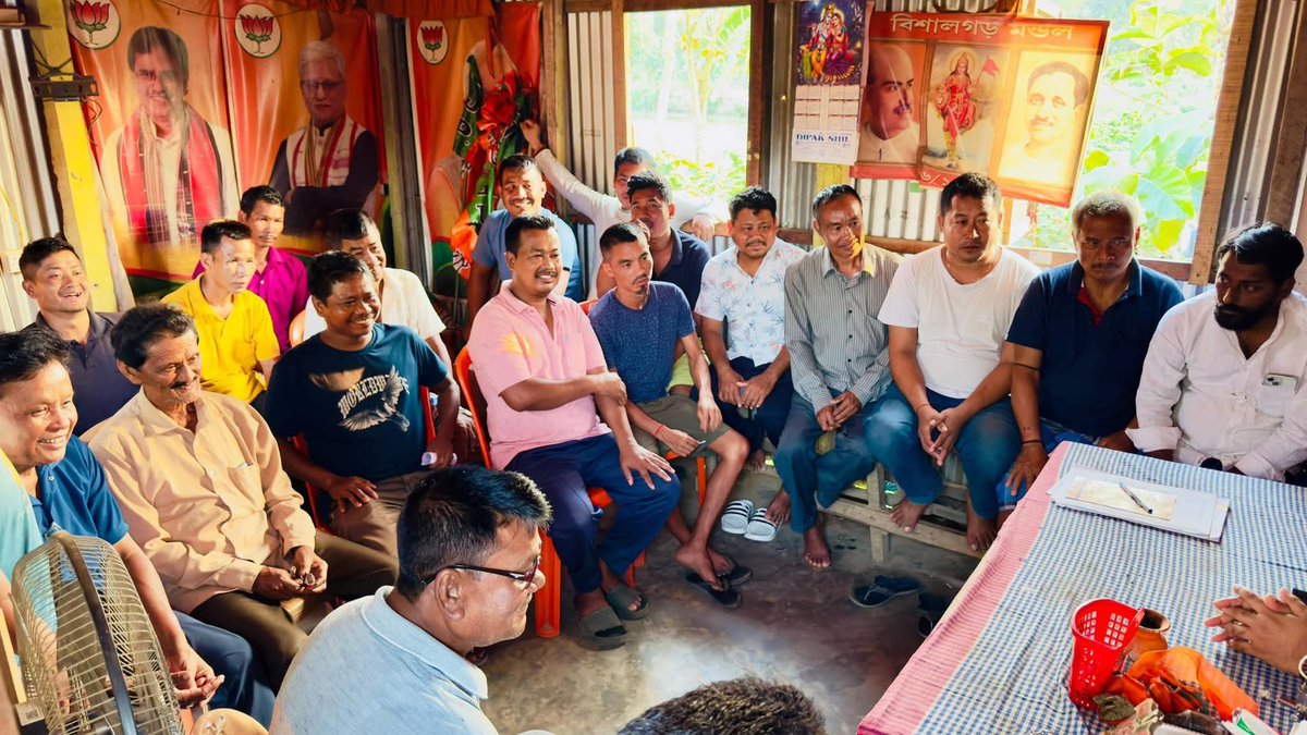 Sushanta_BJP's tweet image. সুখ হোক কিংবা দুঃখের সময়, থাকতে চাই এভাবেই আমি আপনাদের পাশে সর্বদা সর্বক্ষণ।
#Tripura #tranding #followersreels #bishalgarh #highlights