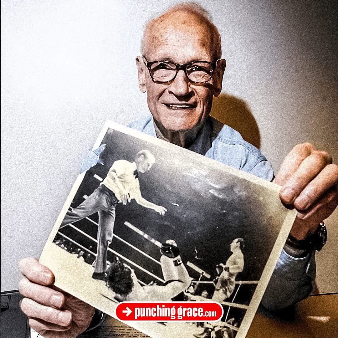 punching_grace's tweet photo. 🕊️𝐂𝐇𝐑𝐎𝐍𝐈𝐐𝐔𝐄 | Guy Jutras : l’homme qui a élevé la boxe canadienne…

La boxe canadienne vient de perdre bien plus qu’un officiel.

Un texte de @Sam2D.

❤️À LIRE: https://t.co/tYv0ymcZt5 https://t.co/0t1zUQYm3f