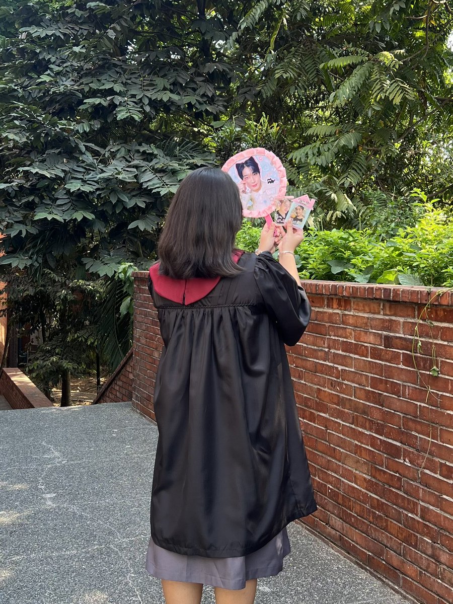 rie ☺️ tweet media