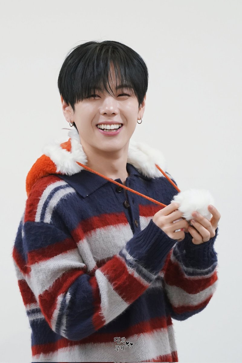 빛아이 tweet media