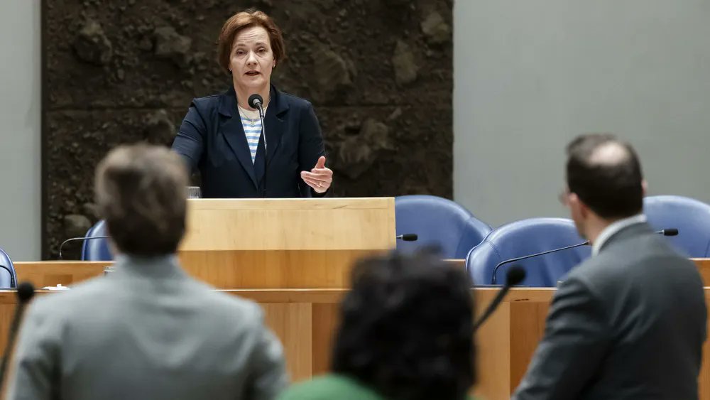 NOS Mirror tweet media